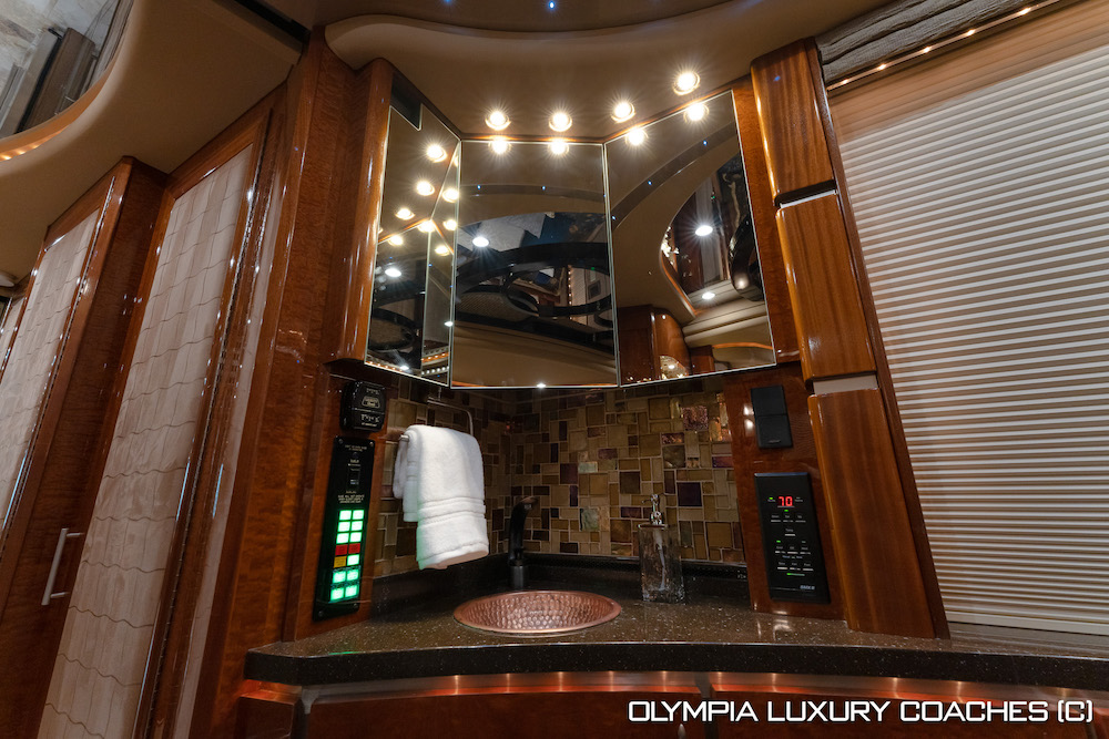 2007 Prevost Liberty H3-45 For Sale