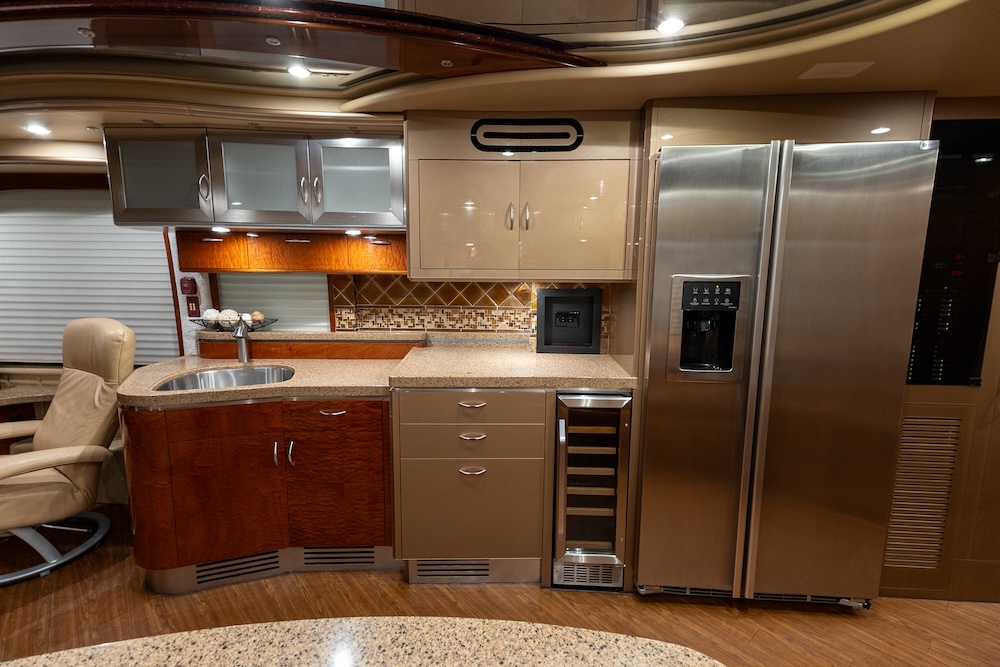 2007 Prevost Liberty H3-45 For Sale