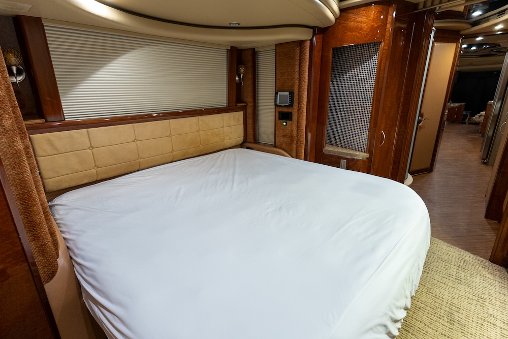 2007 Prevost Liberty H3-45 For Sale