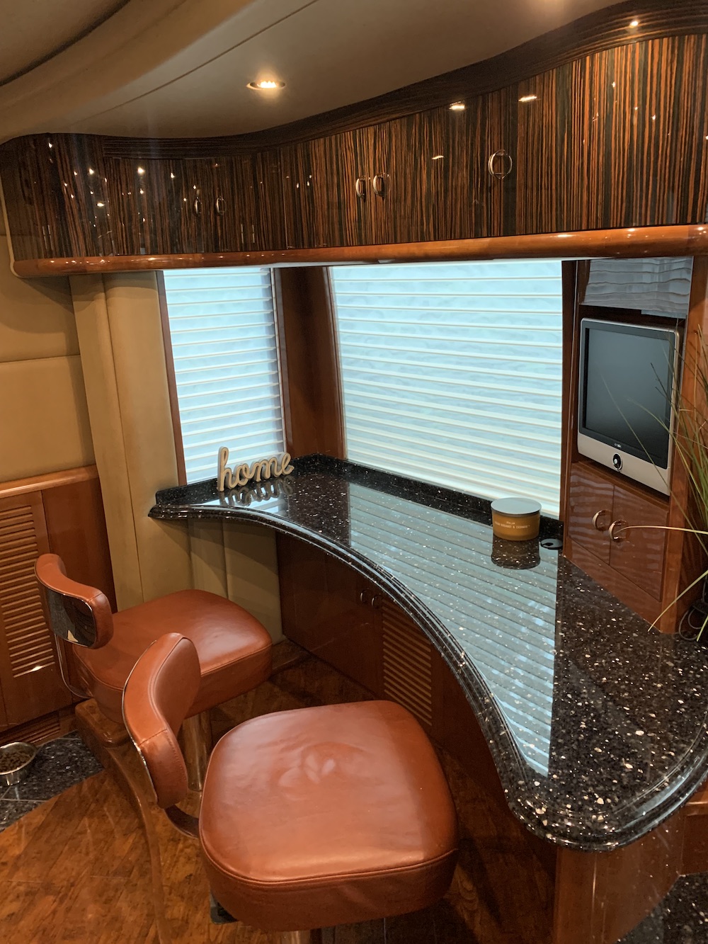 2007 Prevost Liberty XLII For Sale