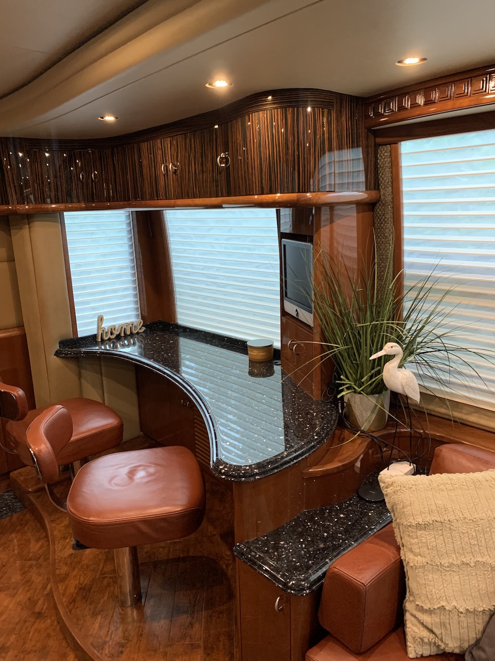 2007 Prevost Liberty XLII For Sale