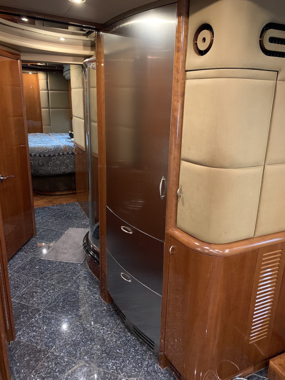 2007 Prevost Liberty XLII For Sale