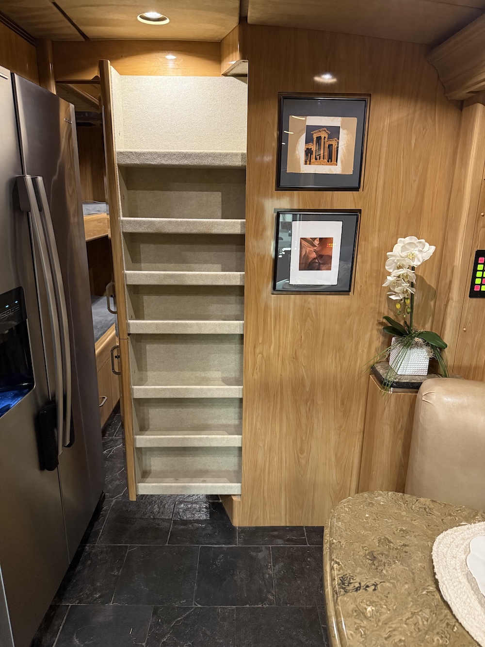 2007 Prevost Marathon H3-45 For Sale