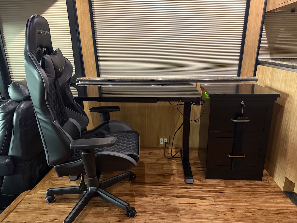 2007 Prevost Marathon H3-45 For Sale