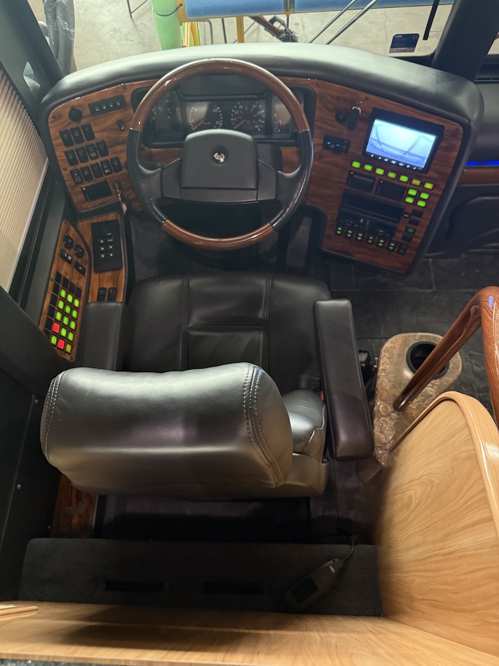 2007 Prevost Marathon H3-45 For Sale