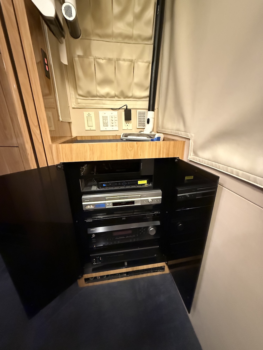 2007 Prevost Marathon H3-45 For Sale