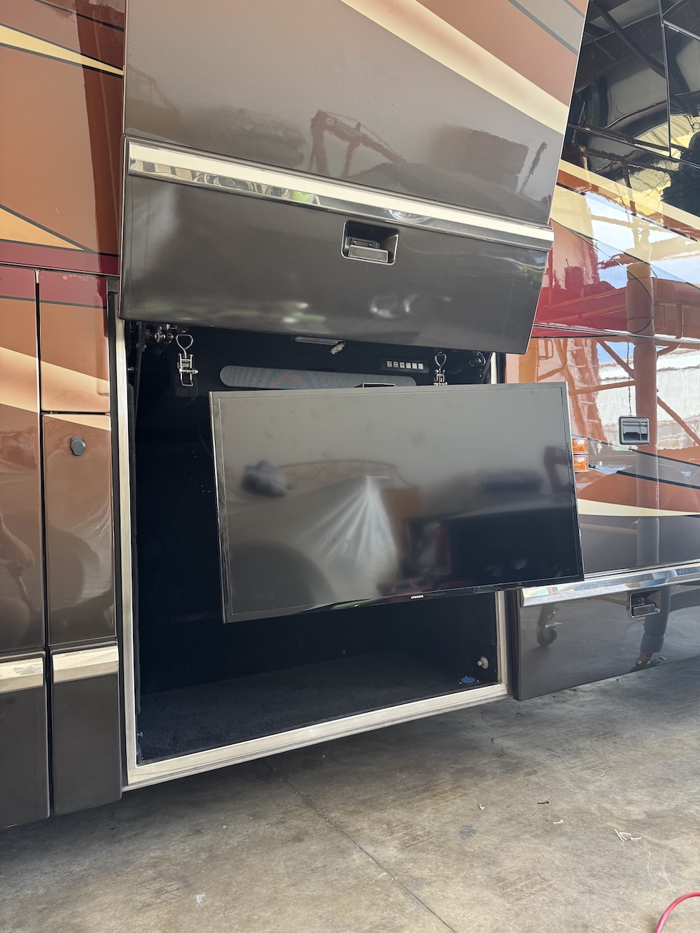 2007 Prevost Marathon H3-45 For Sale
