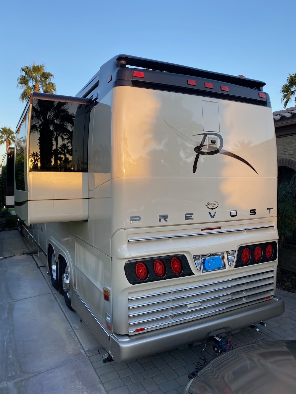 2007 Prevost Marathon  H3-45 For Sale