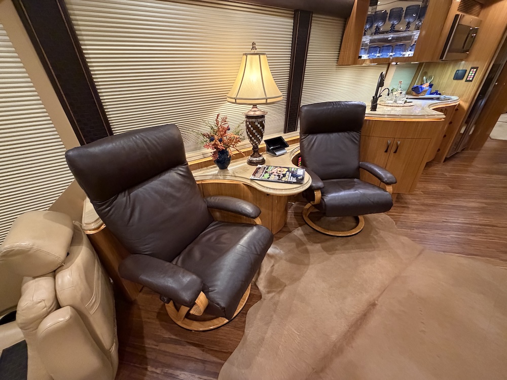 2007 Prevost Marathon H3-45 For Sale