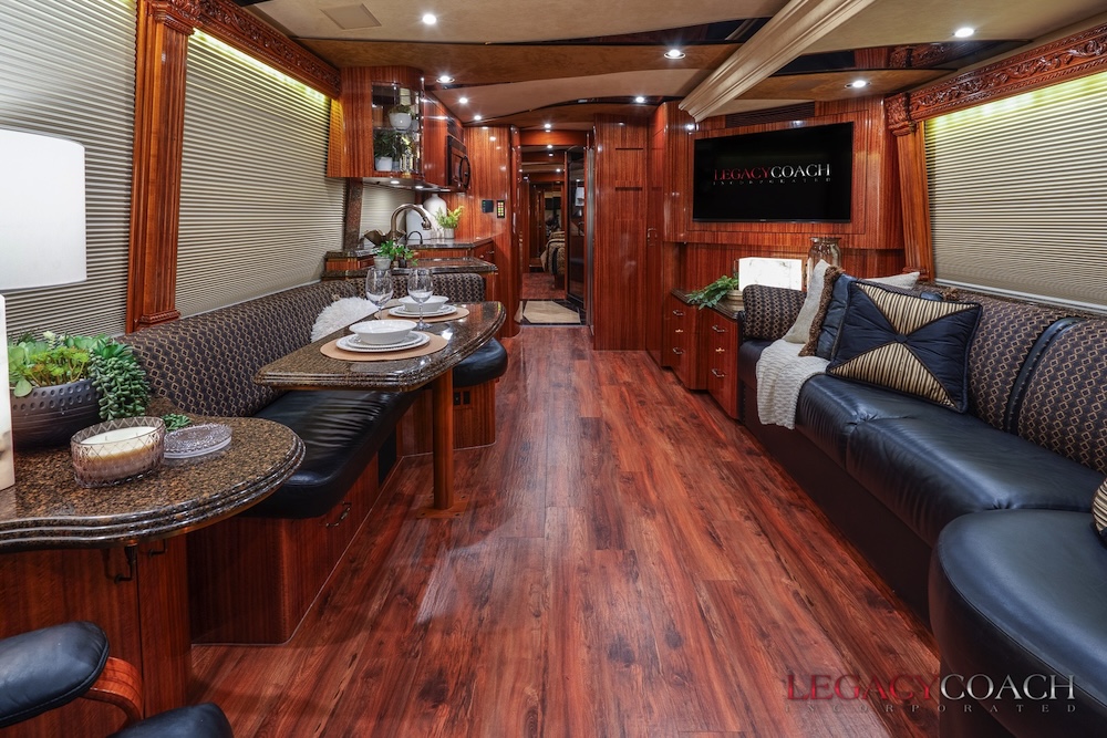 2007 Prevost Maratjon H H3-45 For Sale