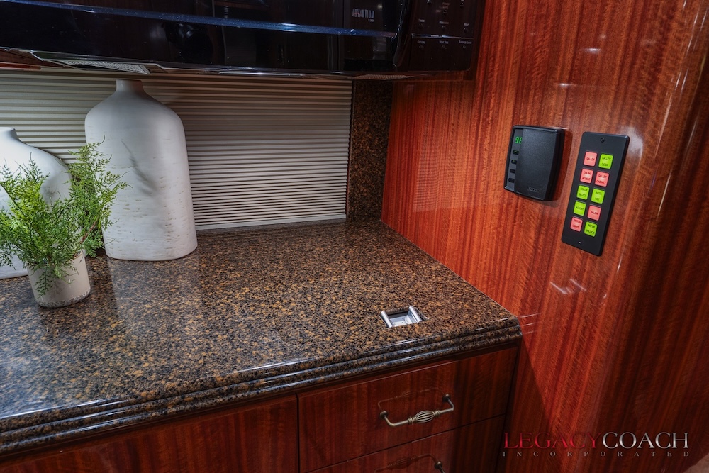 2007 Prevost Maratjon H H3-45 For Sale