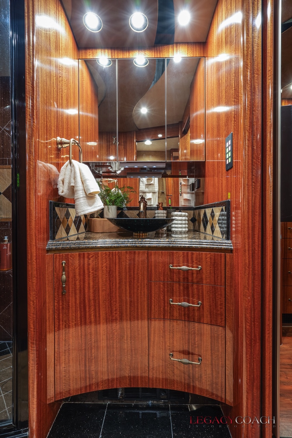 2007 Prevost Maratjon H H3-45 For Sale