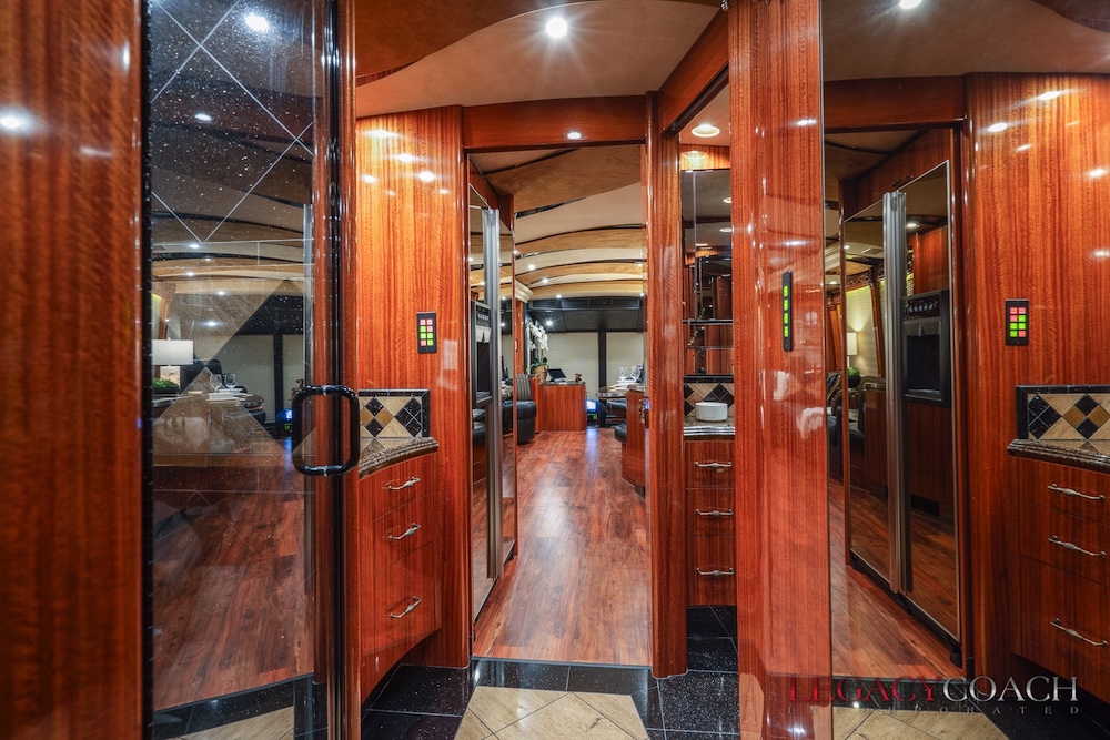 2007 Prevost Maratjon H H3-45 For Sale
