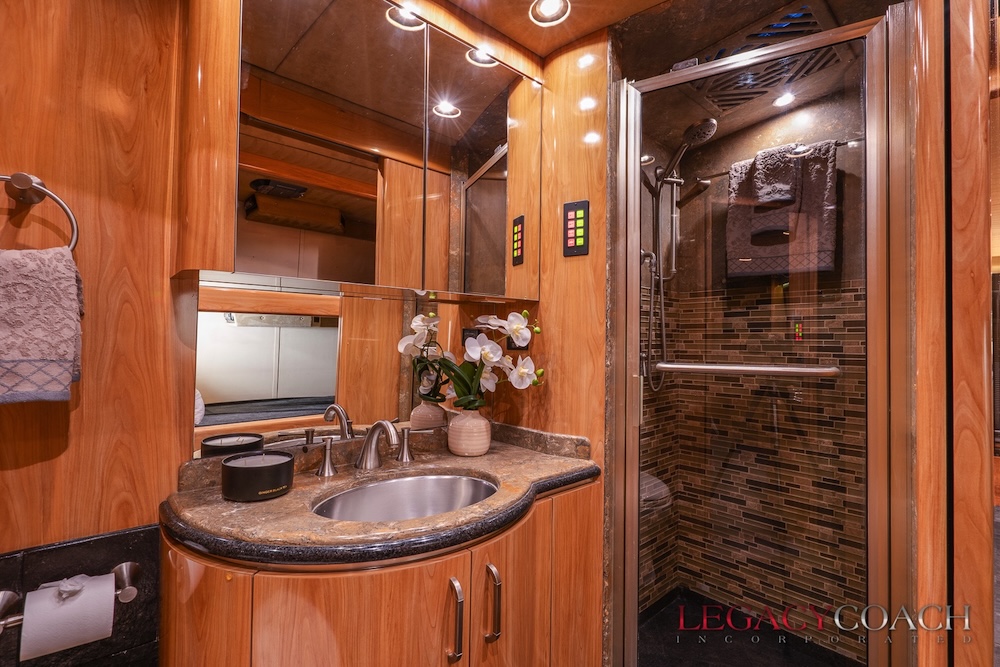 2007 Prevost  Marathon H3-45 For Sale