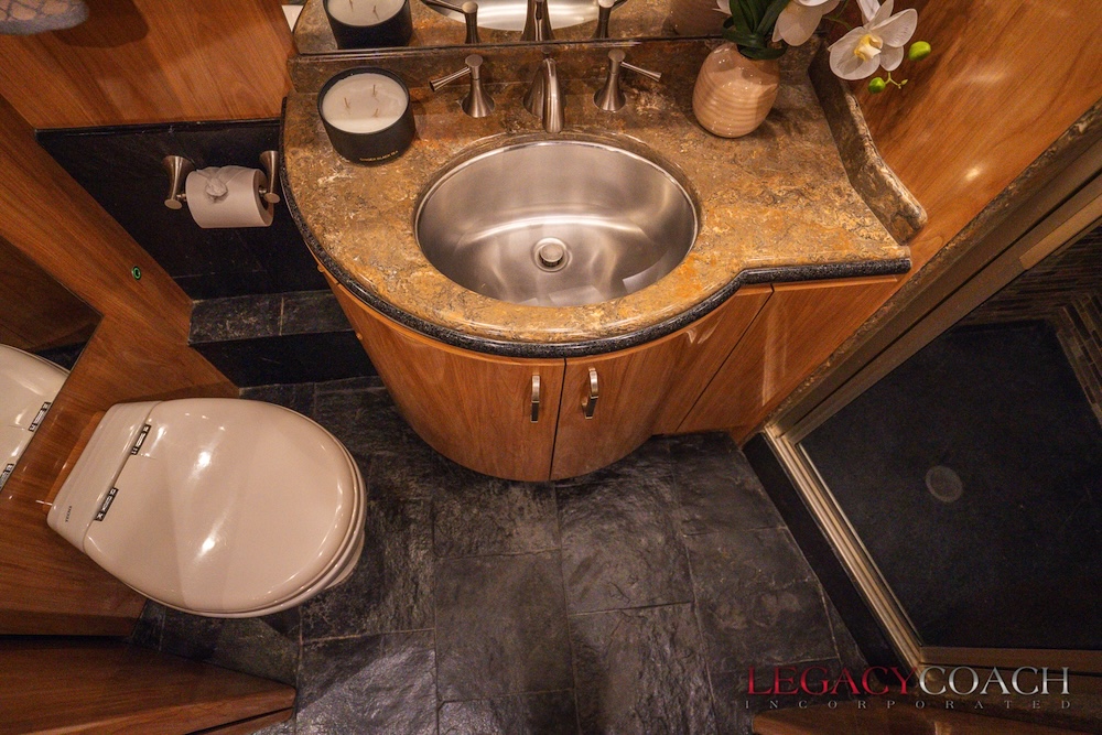 2007 Prevost  Marathon H3-45 For Sale