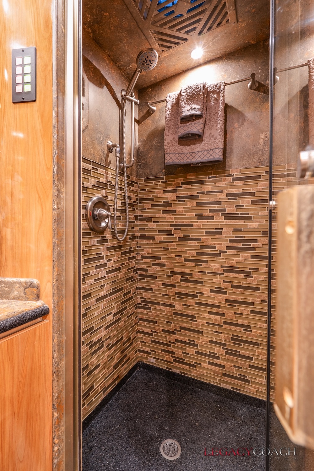 2007 Prevost  Marathon H3-45 For Sale