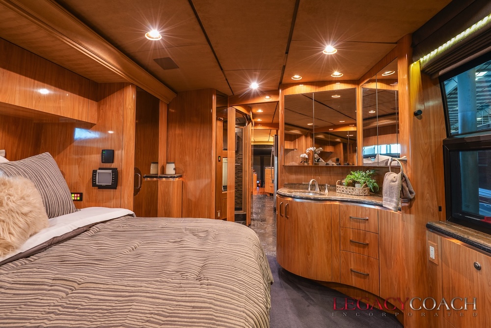2007 Prevost  Marathon H3-45 For Sale