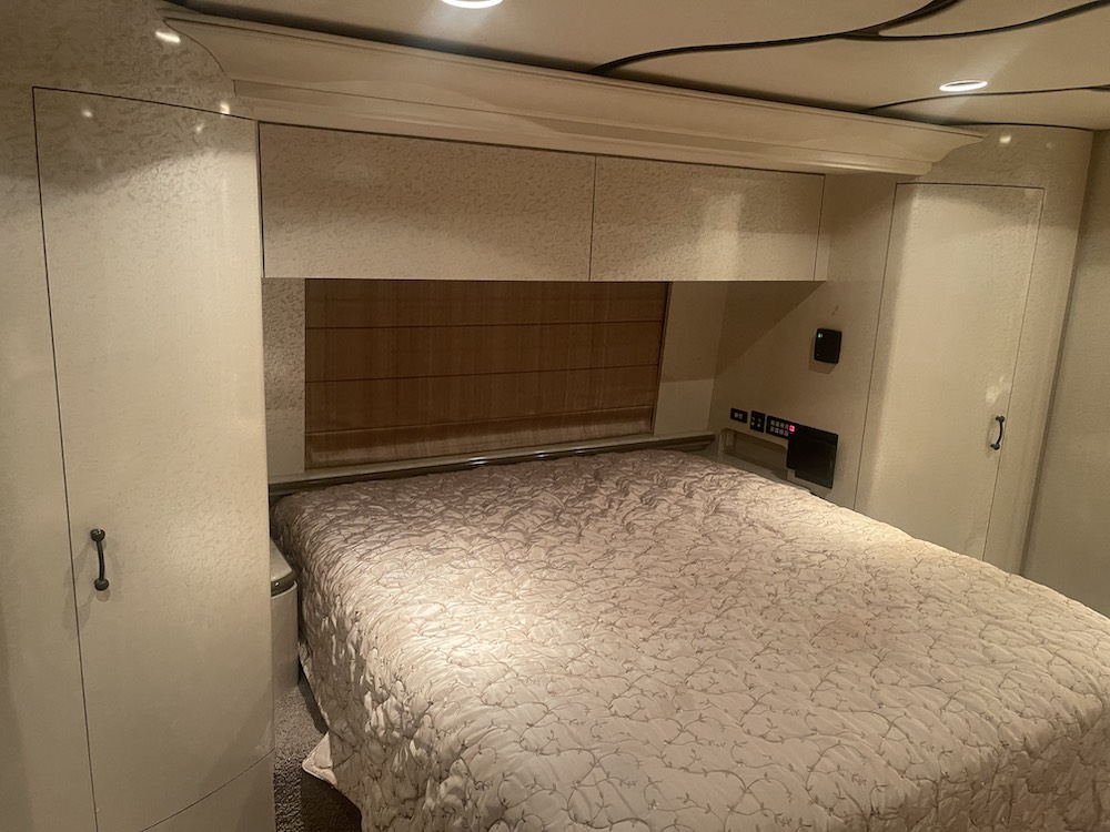 2007 Prevost Marathon H3-45 For Sale