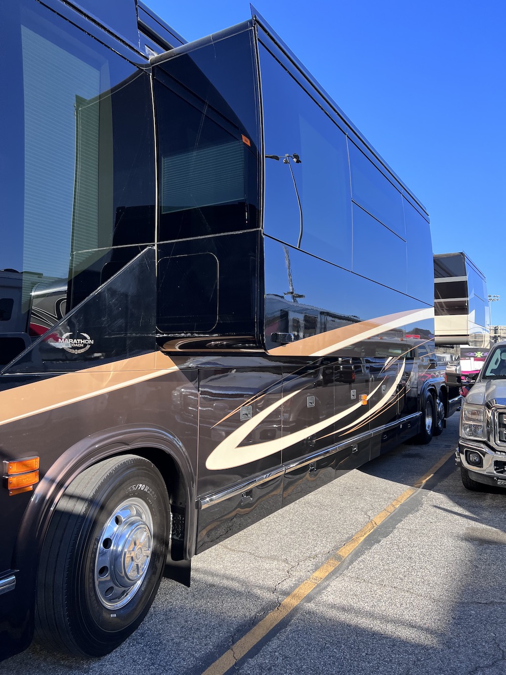 2007 Prevost Marathon H3-45 For Sale