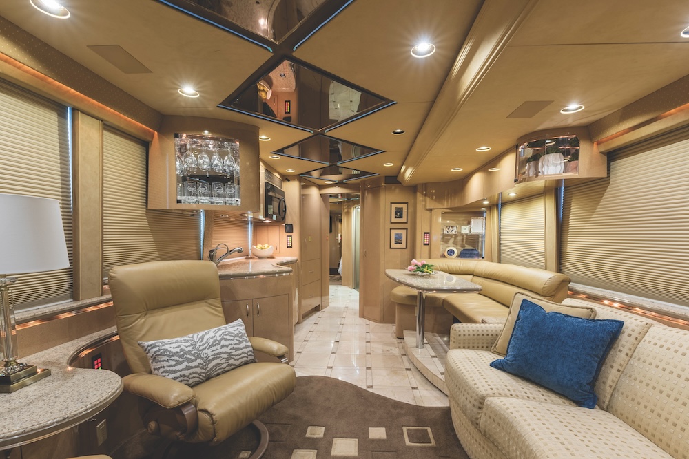 2007 Prevost Marathon XLII For Sale