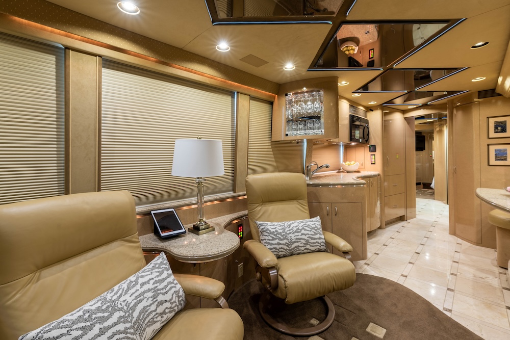 2007 Prevost Marathon XLII For Sale