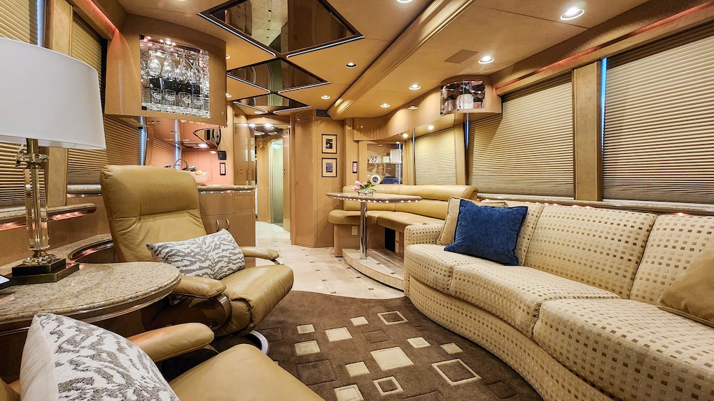 2007 Prevost Marathon XLII For Sale