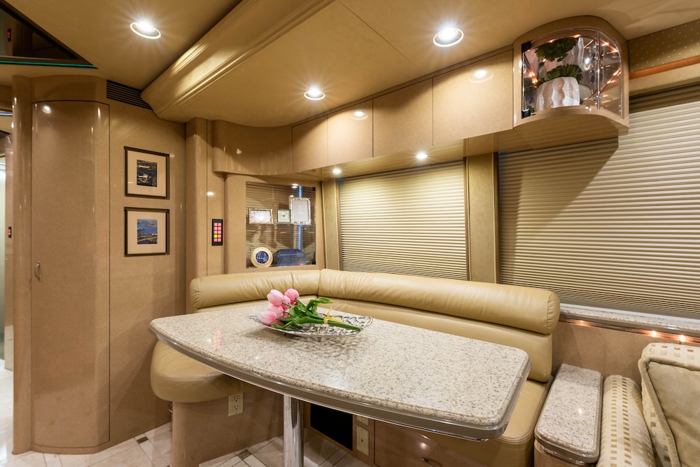 2007 Prevost Marathon XLII For Sale