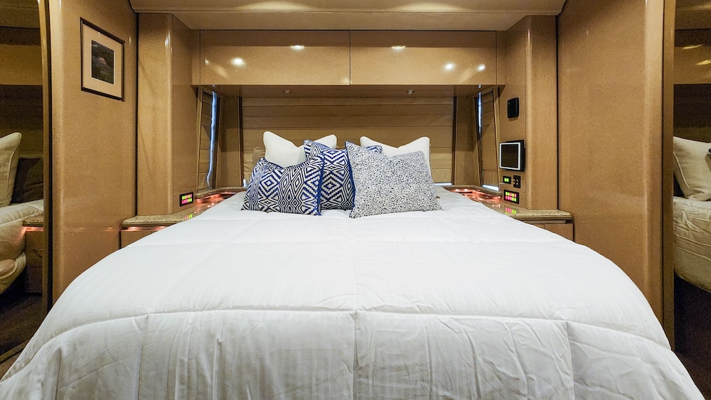 2007 Prevost Marathon XLII For Sale