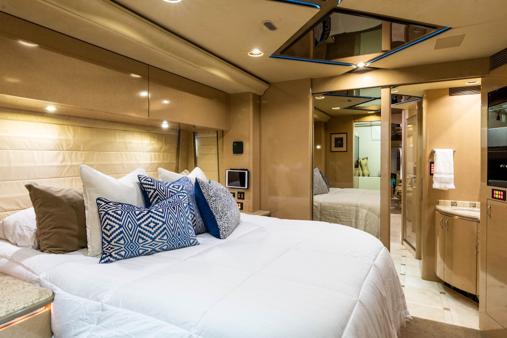 2007 Prevost Marathon XLII For Sale