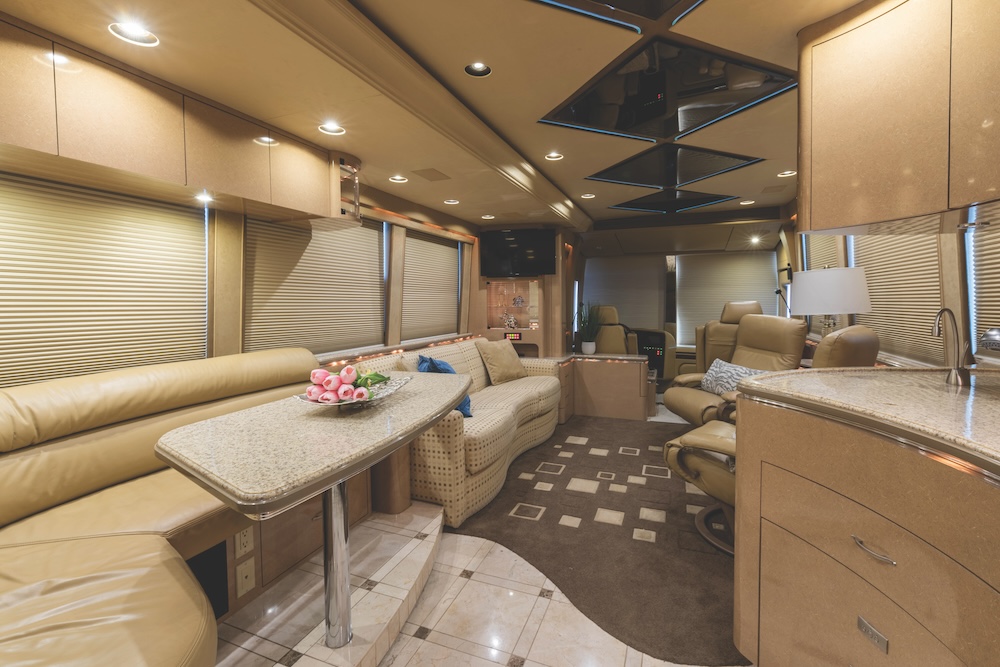 2007 Prevost Marathon XLII For Sale