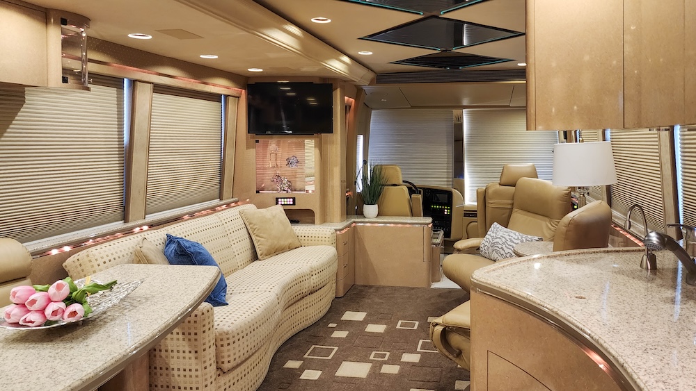 2007 Prevost Marathon XLII For Sale