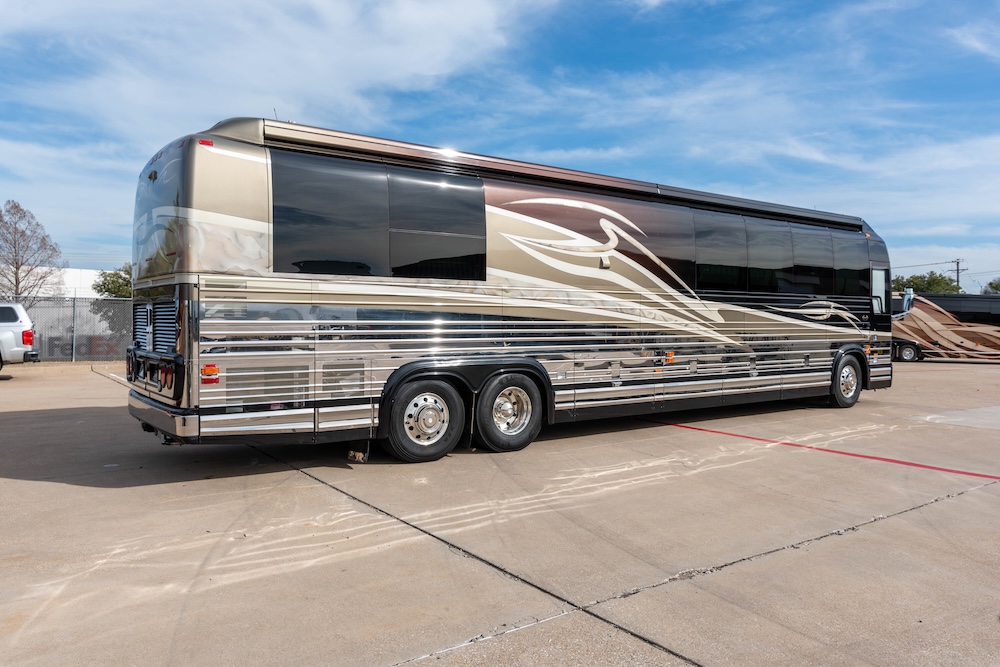 2007 Prevost Marathon XLII For Sale