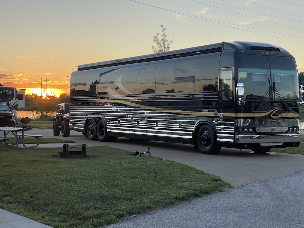 2007 Prevost Marathon XLII For Sale