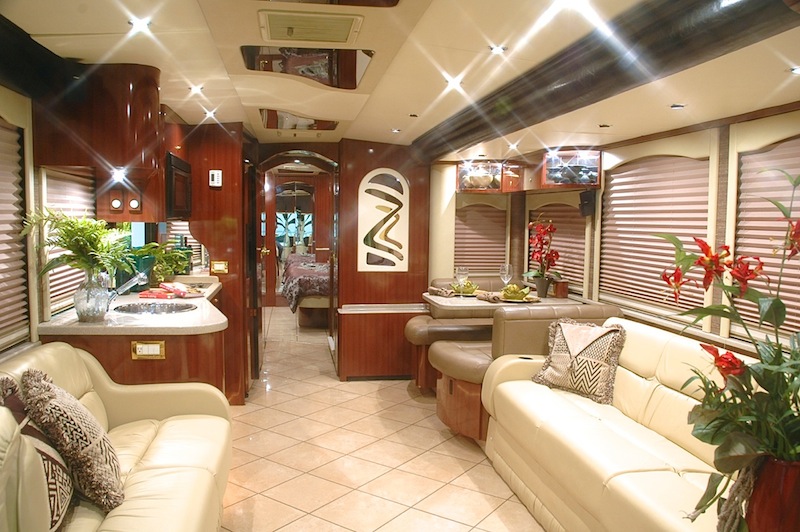 2007 Prevost XLII For Sale