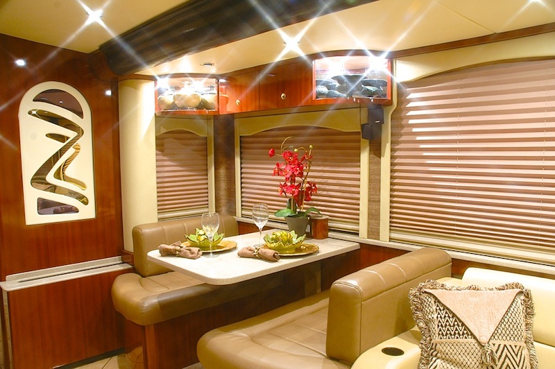 2007 Prevost XLII For Sale