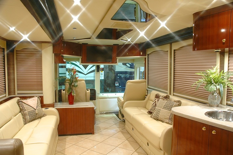 2007 Prevost XLII For Sale
