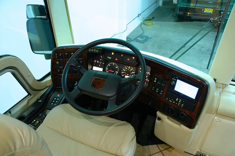 2007 Prevost XLII For Sale
