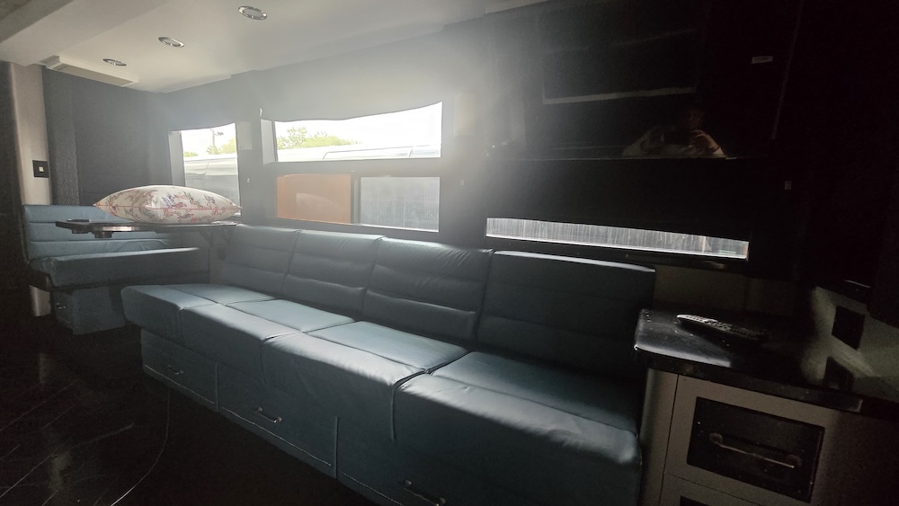 2007 Prevost H3-45 For Sale
