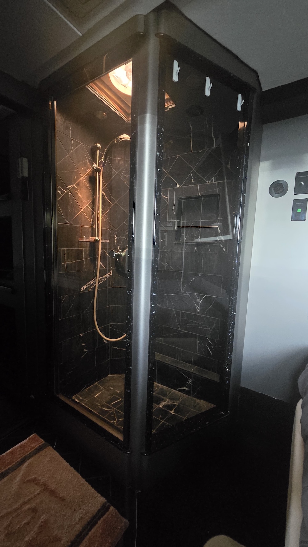 2007 Prevost H3-45 For Sale