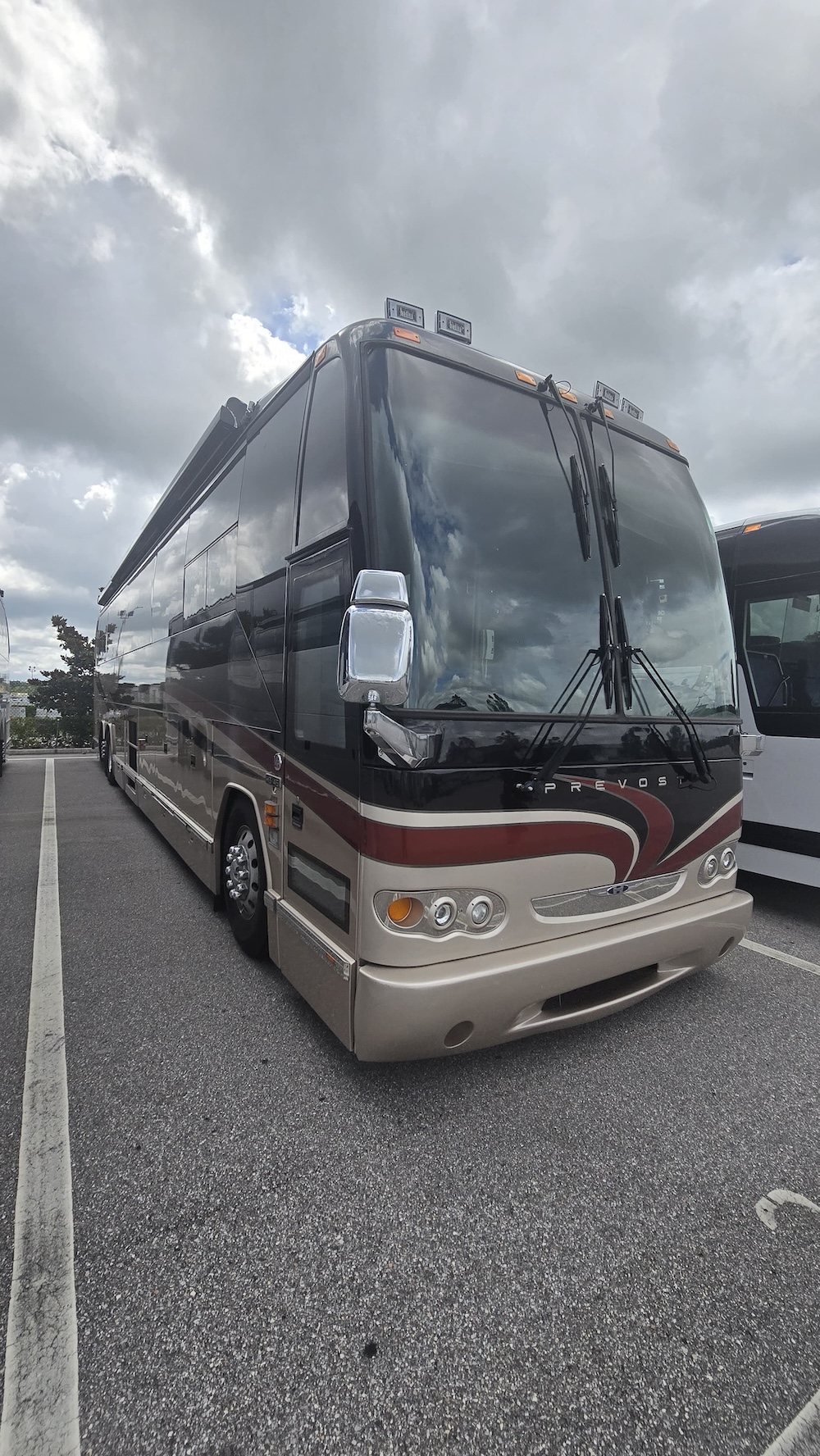 2007 Prevost H3-45 For Sale