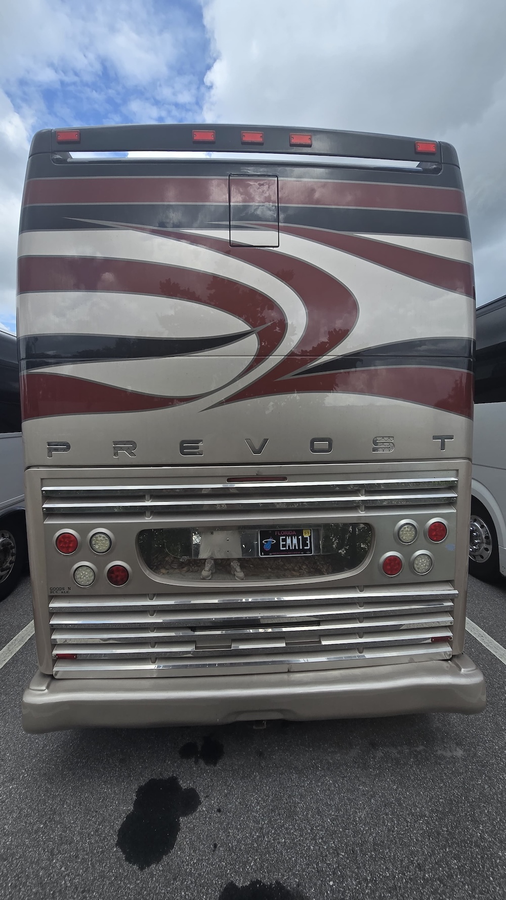 2007 Prevost H3-45 For Sale