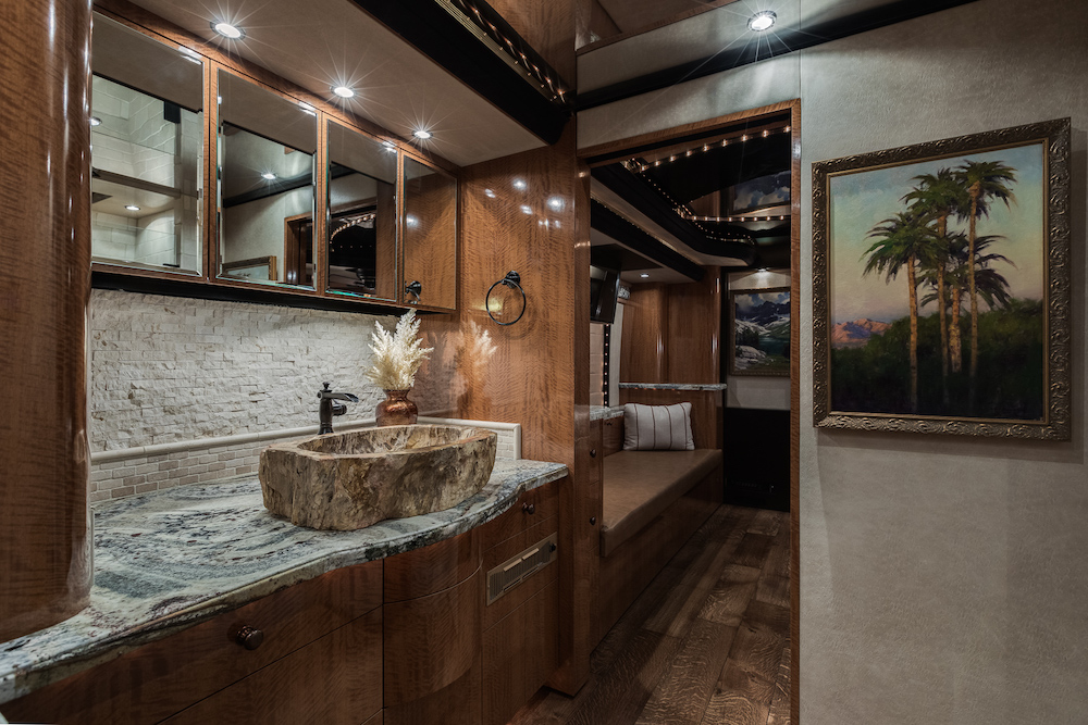 2008 Prevost American H3-45 For Sale