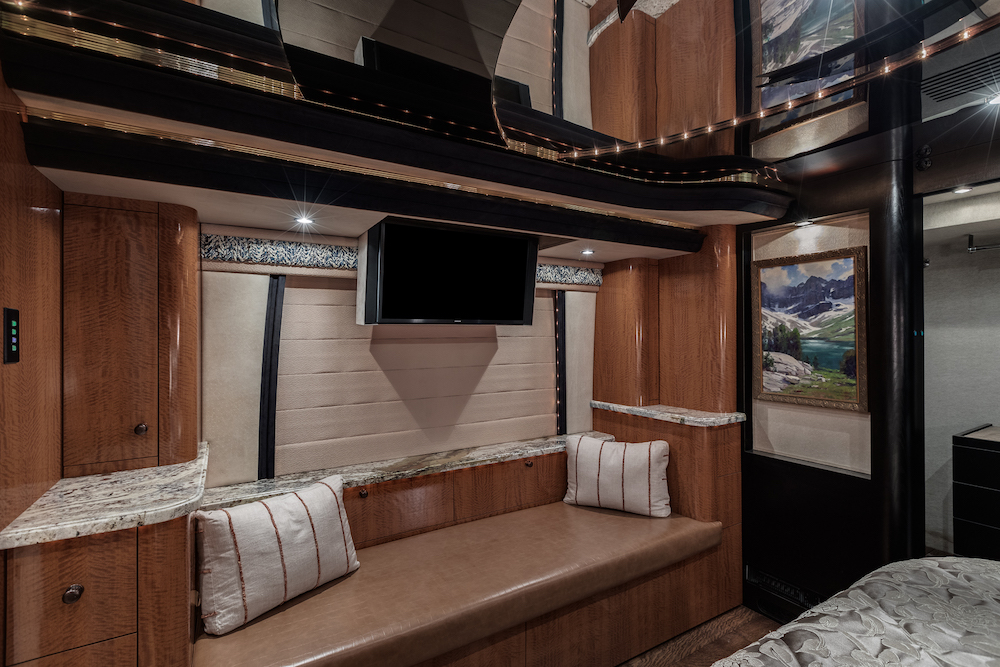2008 Prevost American H3-45 For Sale
