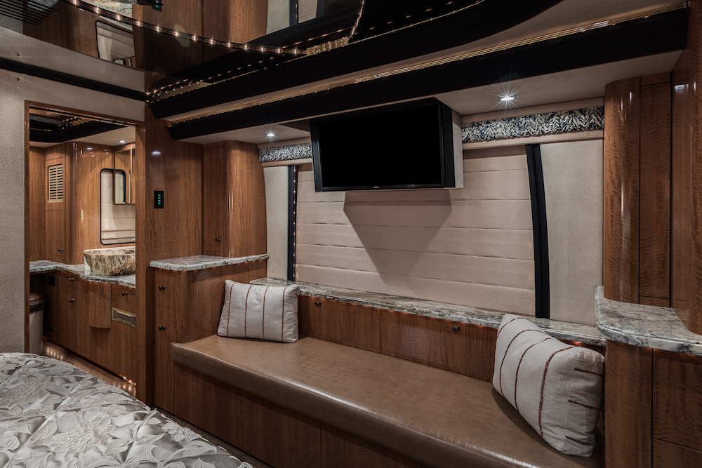 2008 Prevost American H3-45 For Sale