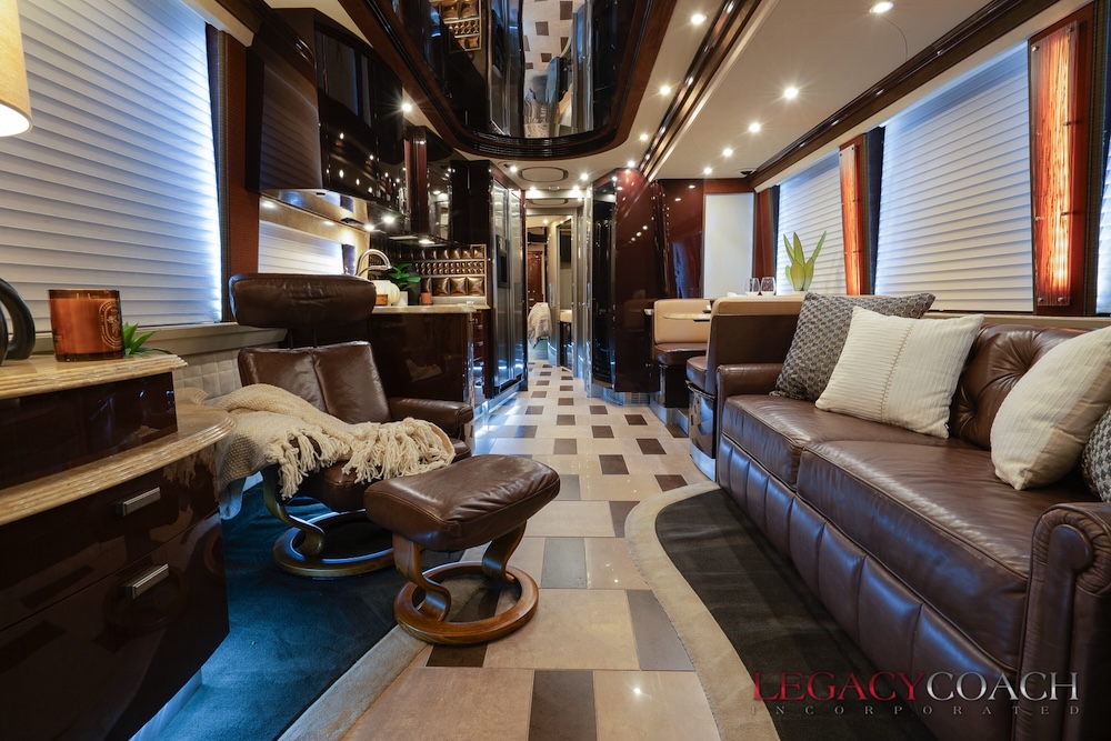 2008 Prevost Country Coach XLII For Sale