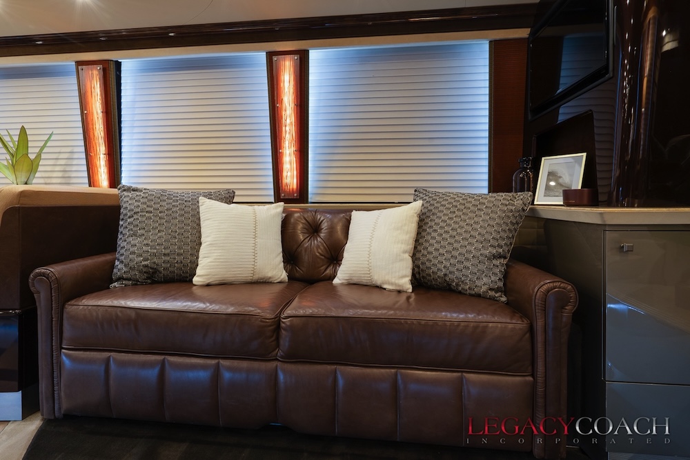 2008 Prevost Country Coach XLII For Sale