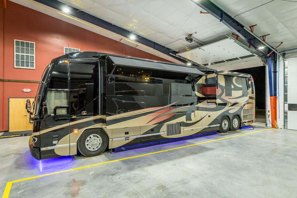 2008 Prevost Featherlite H3-45 For Sale