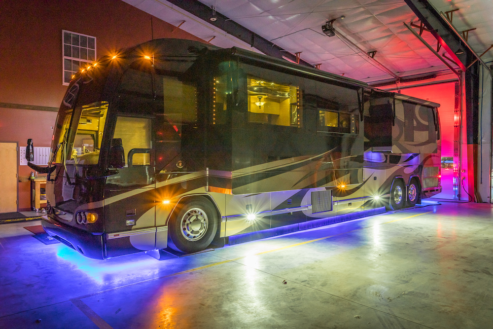 2008 Prevost Featherlite H3-45 For Sale