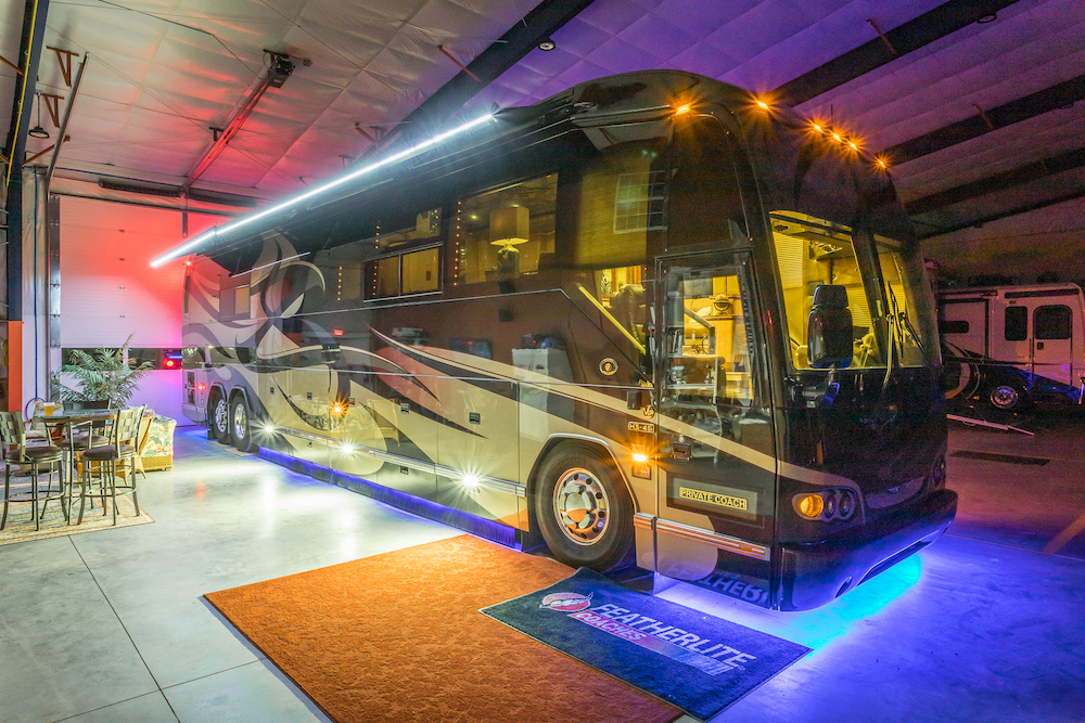 2008 Prevost Featherlite H3-45 For Sale