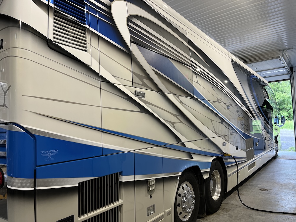 2008 Prevost Liberty H3-45 For Sale